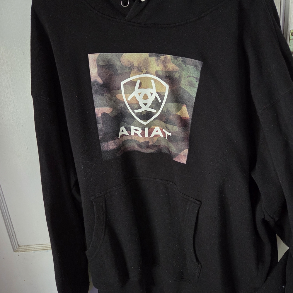 Ariat Black Camo Logo Hoodie